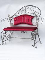 кованая банкетка с мягким сидением